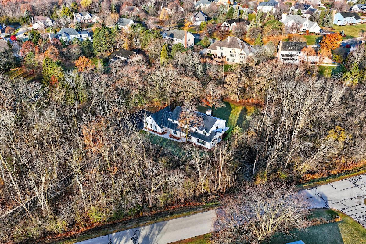 10525 North Fairway LANE