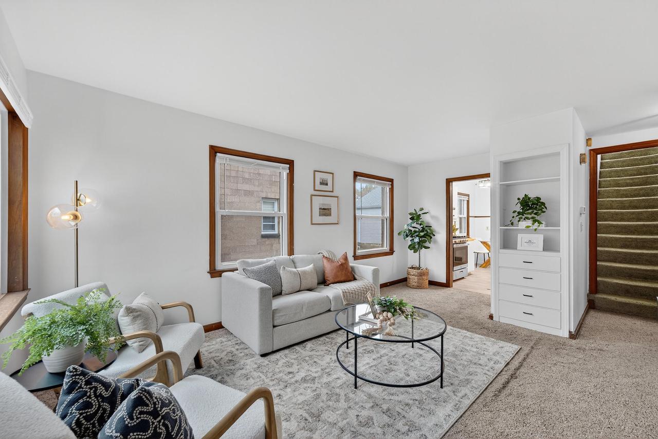 3017 South 49th STREET