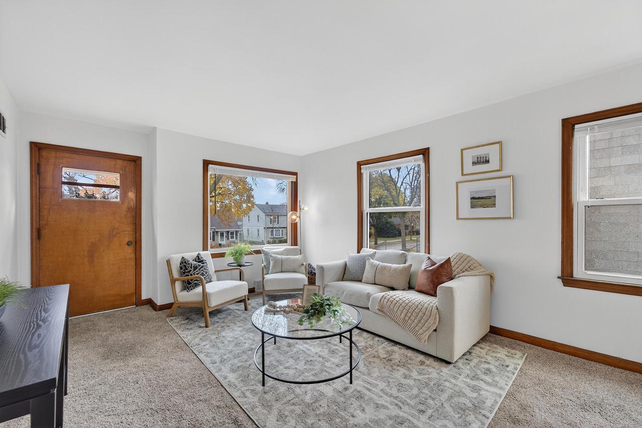 3017 South 49th STREET