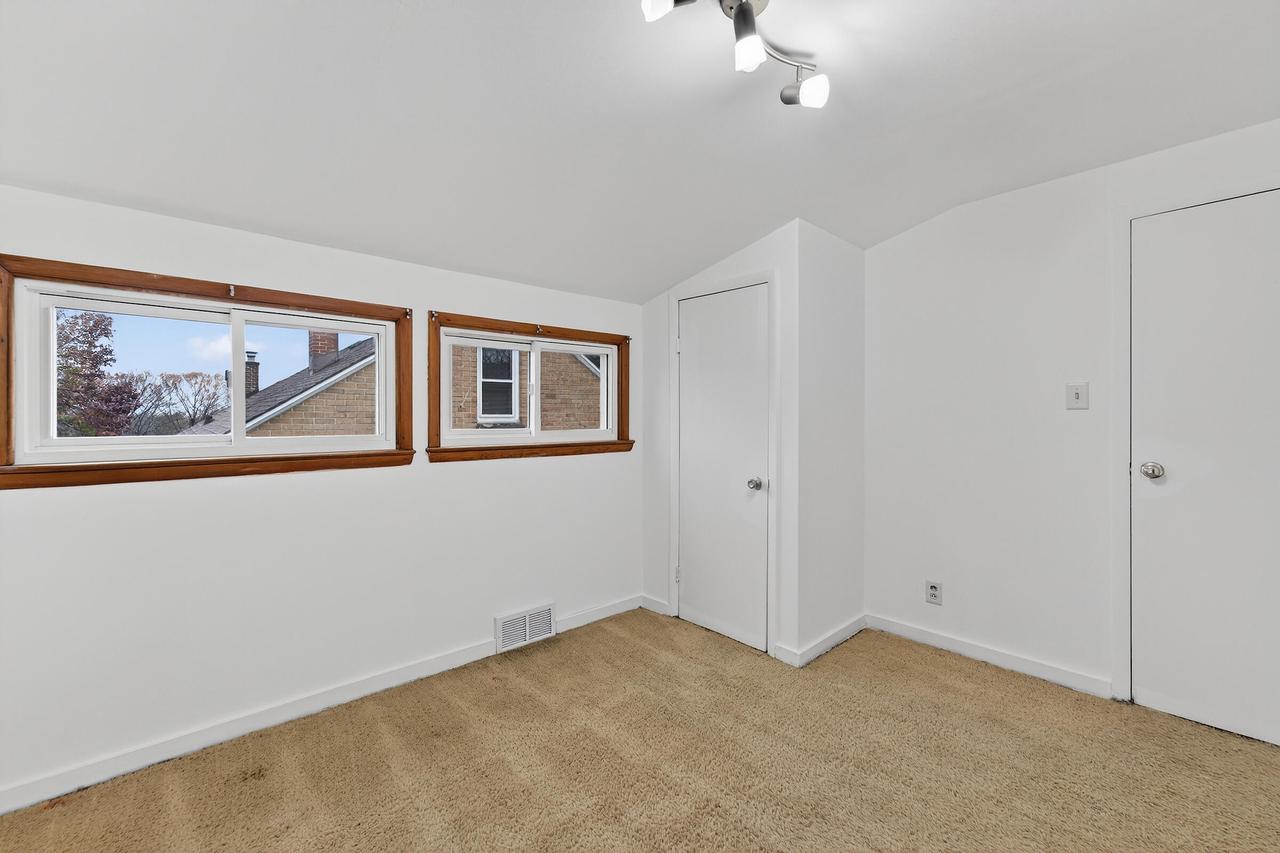 3017 South 49th STREET