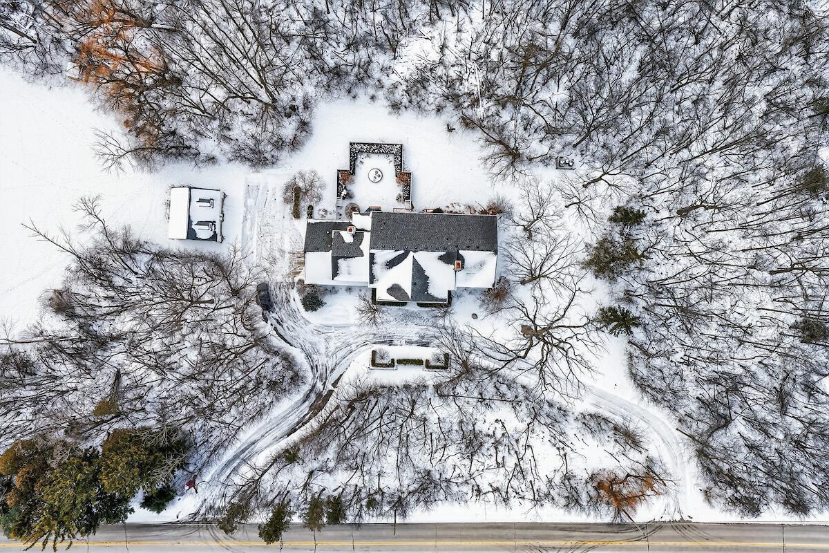 2305 West County Line ROAD