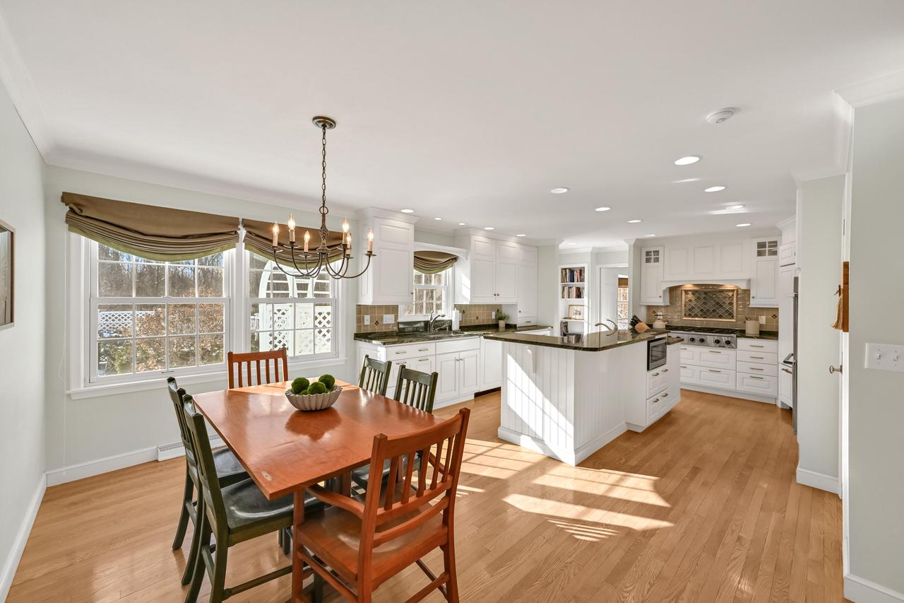 2305 West County Line ROAD