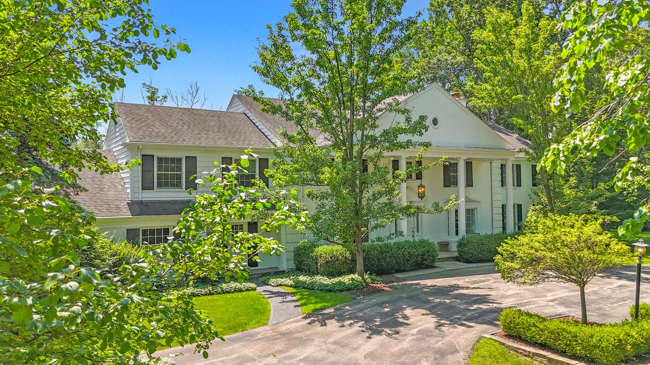 2305 West County Line ROAD