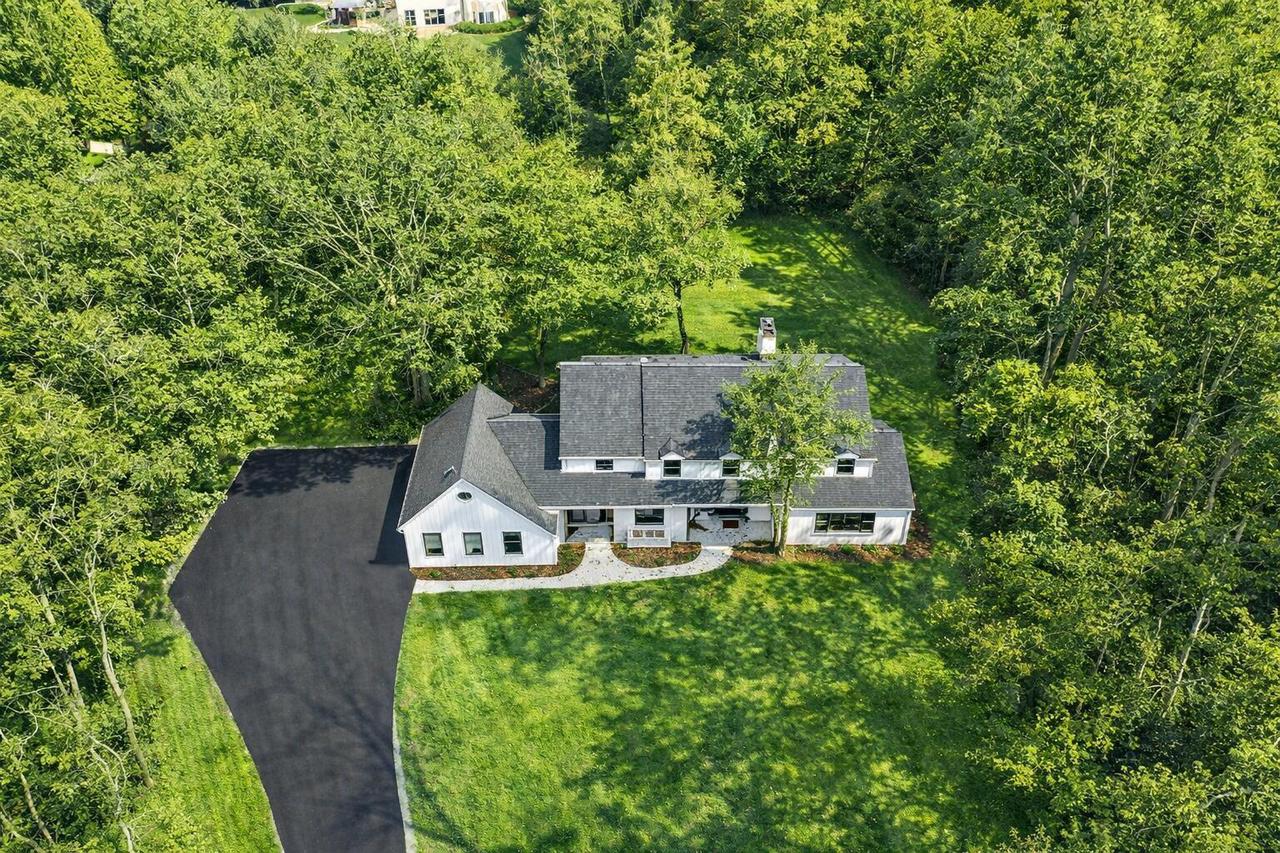 10525 North Fairway LANE