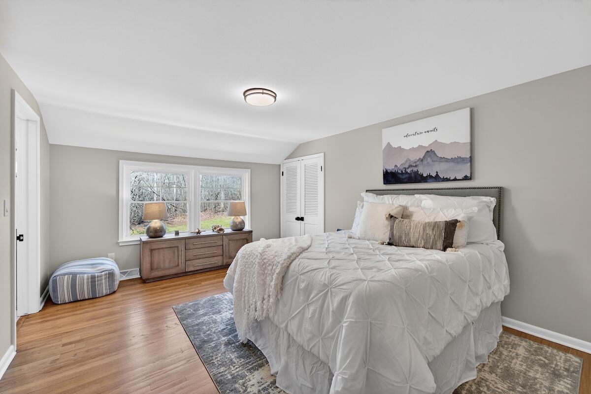 10525 North Fairway LANE