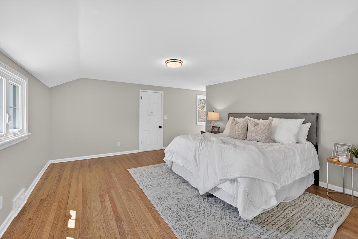 10525 North Fairway LANE