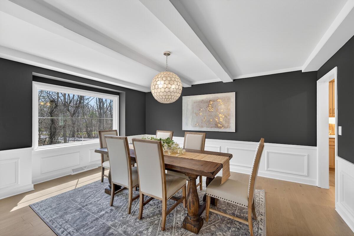 10525 North Fairway LANE