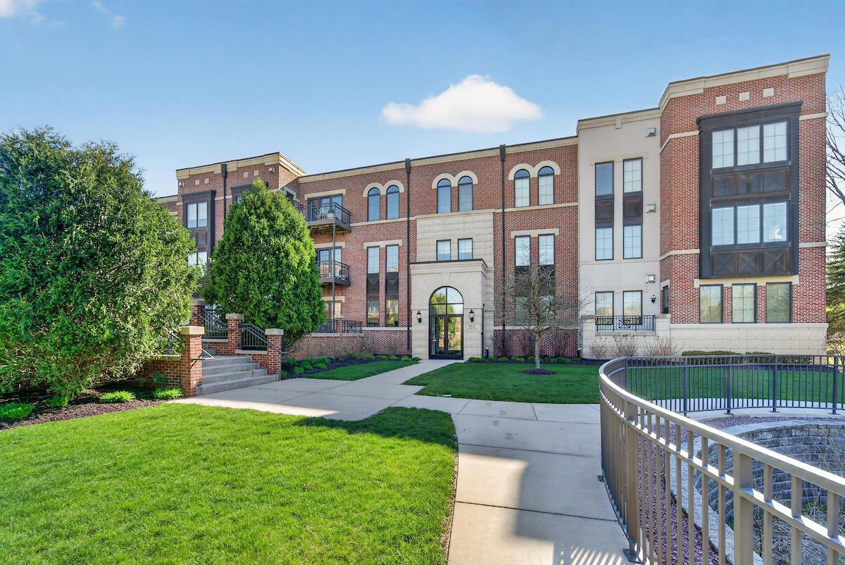 19125 Thomson DRIVE #302