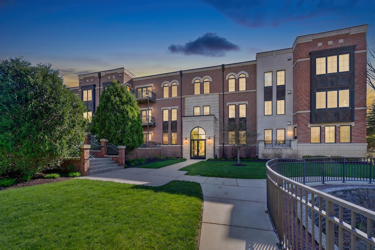 19125 Thomson DRIVE #302