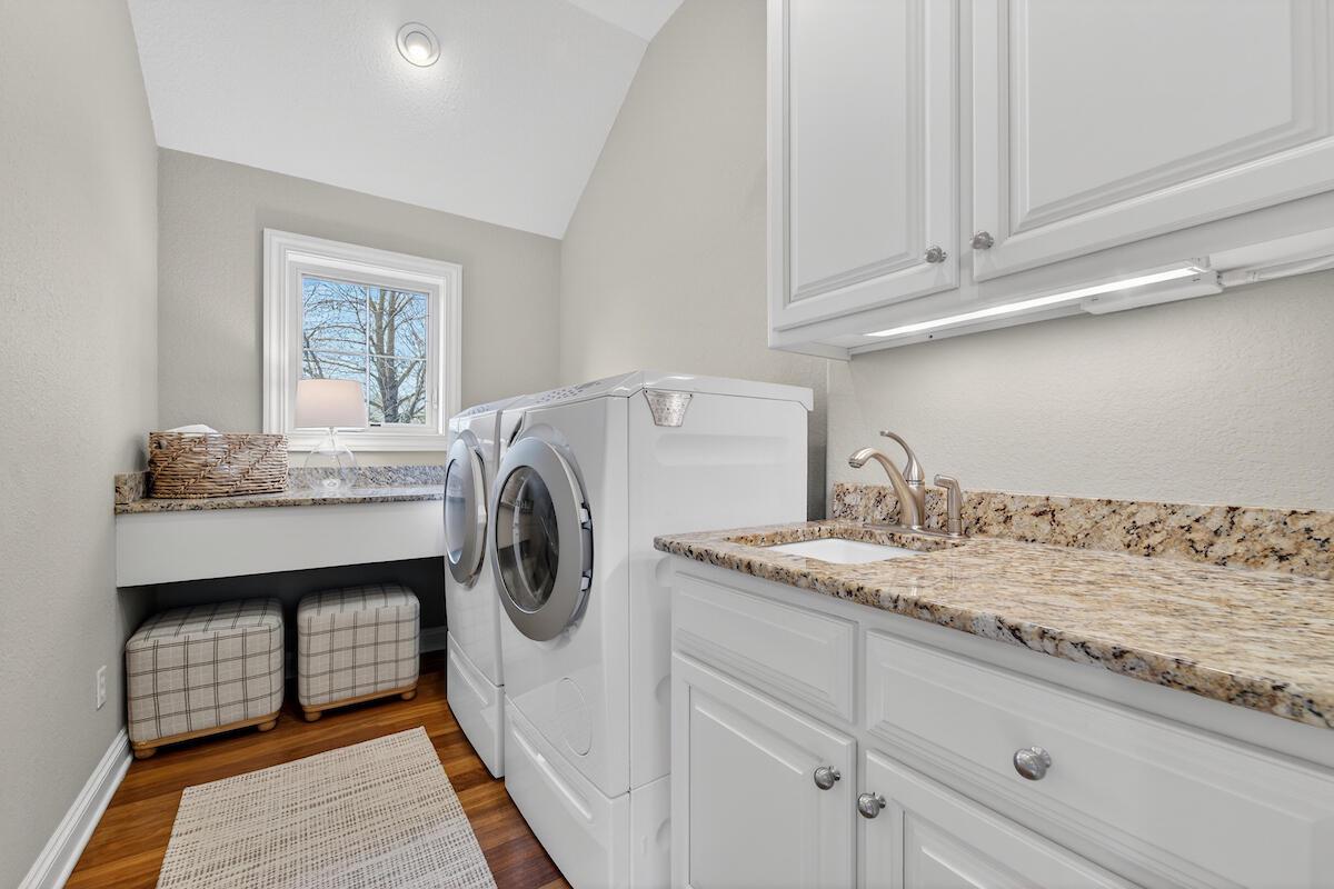 873 Tallgrass DRIVE