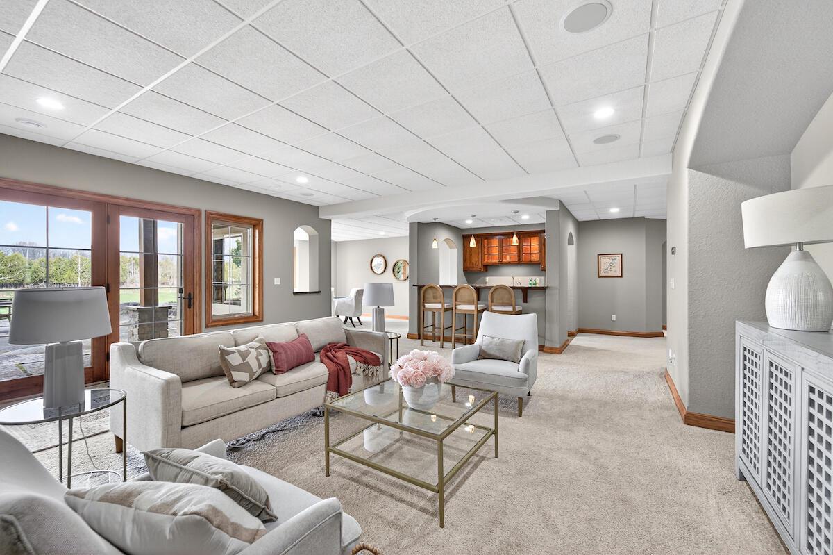 873 Tallgrass DRIVE