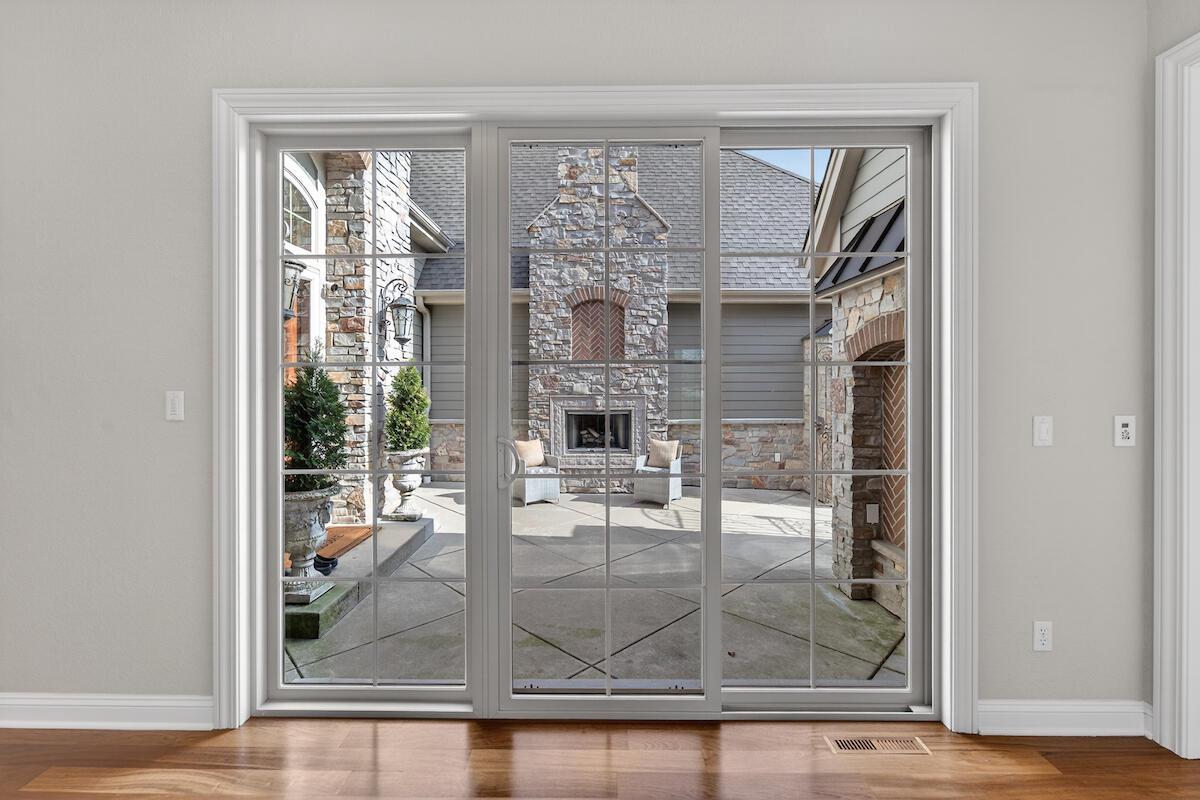 873 Tallgrass DRIVE