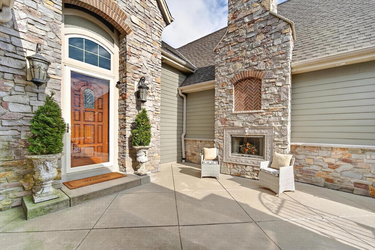 873 Tallgrass DRIVE