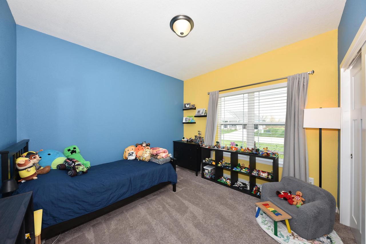 N113W14099 Wrenwood DRIVE