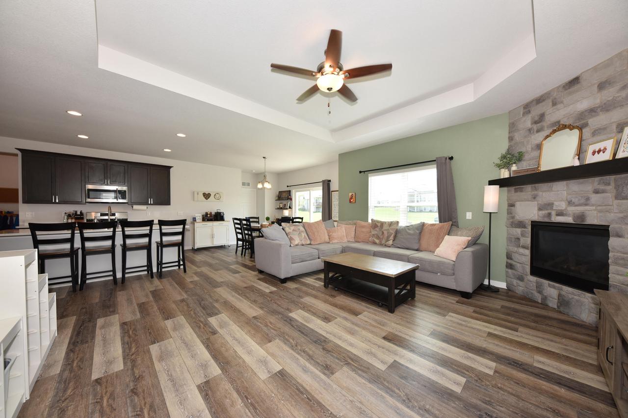 N113W14099 Wrenwood DRIVE
