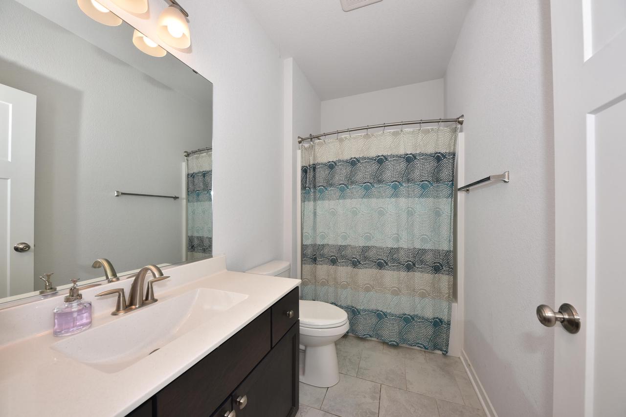 N113W14099 Wrenwood DRIVE