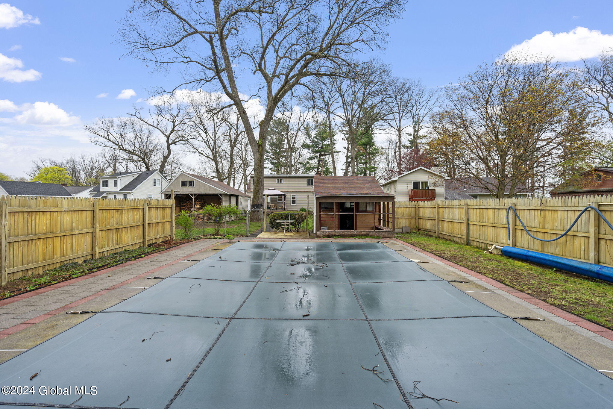 24 Valleyview Avenue
