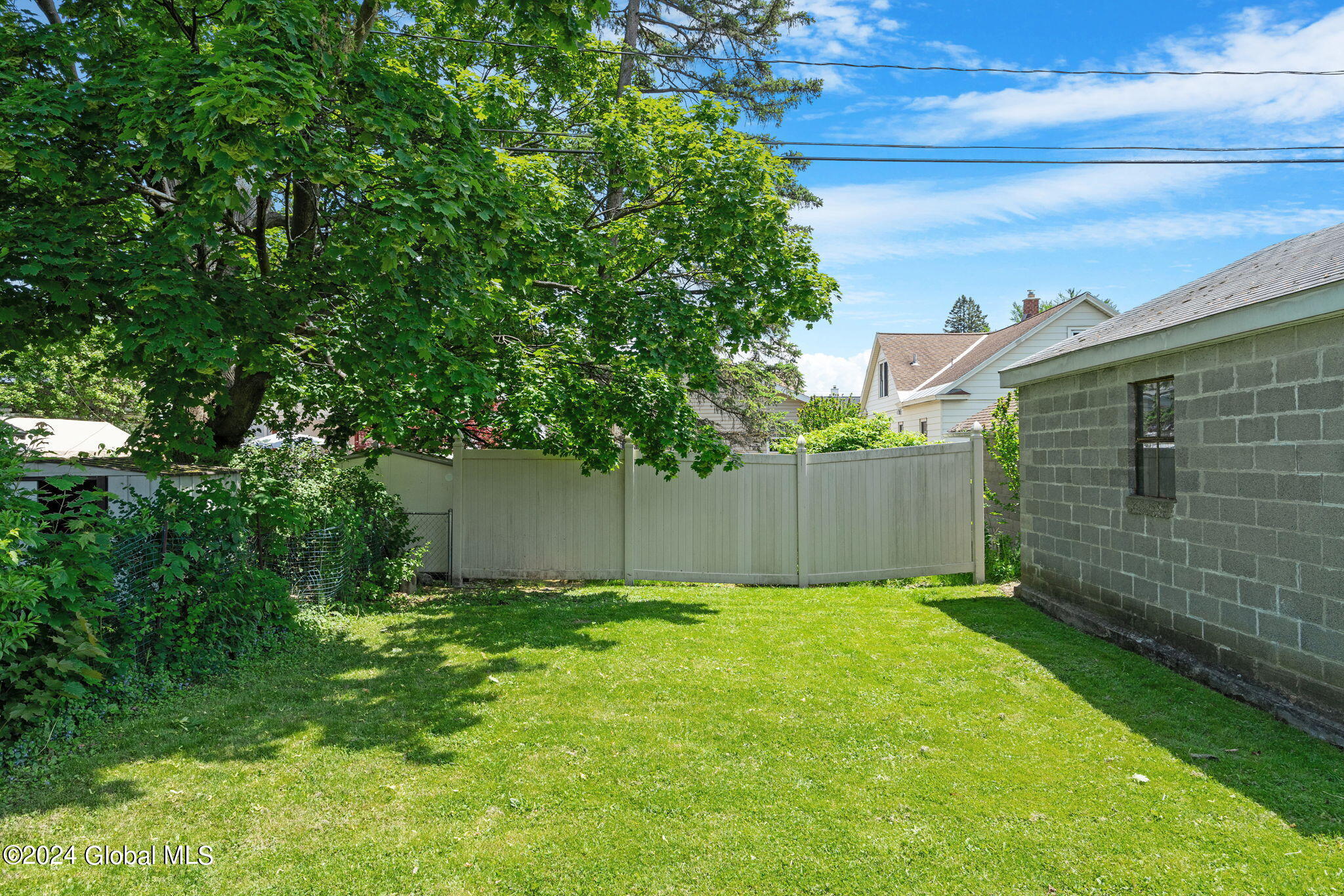 113 Fleetwood Avenue