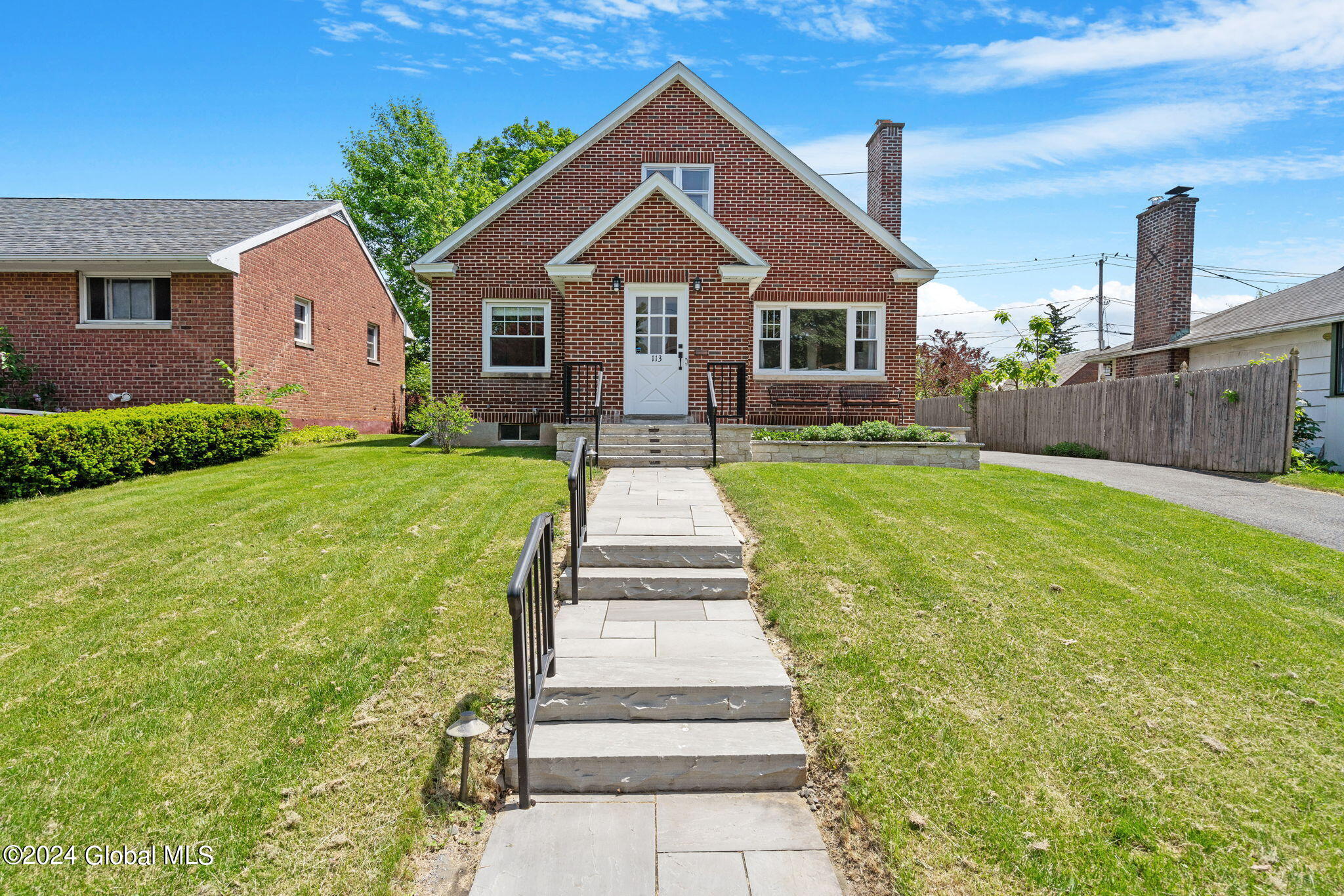 113 Fleetwood Avenue