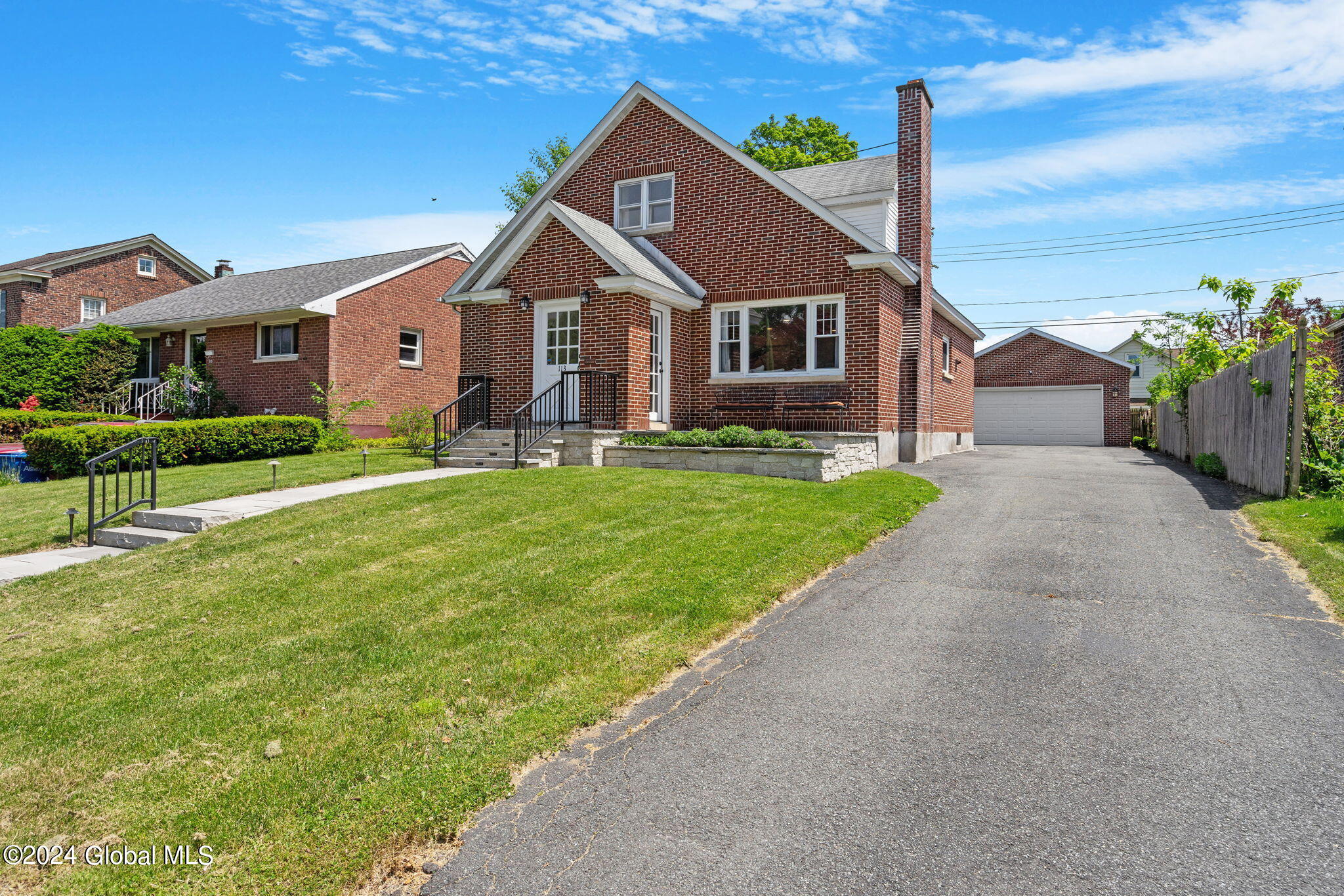 113 Fleetwood Avenue