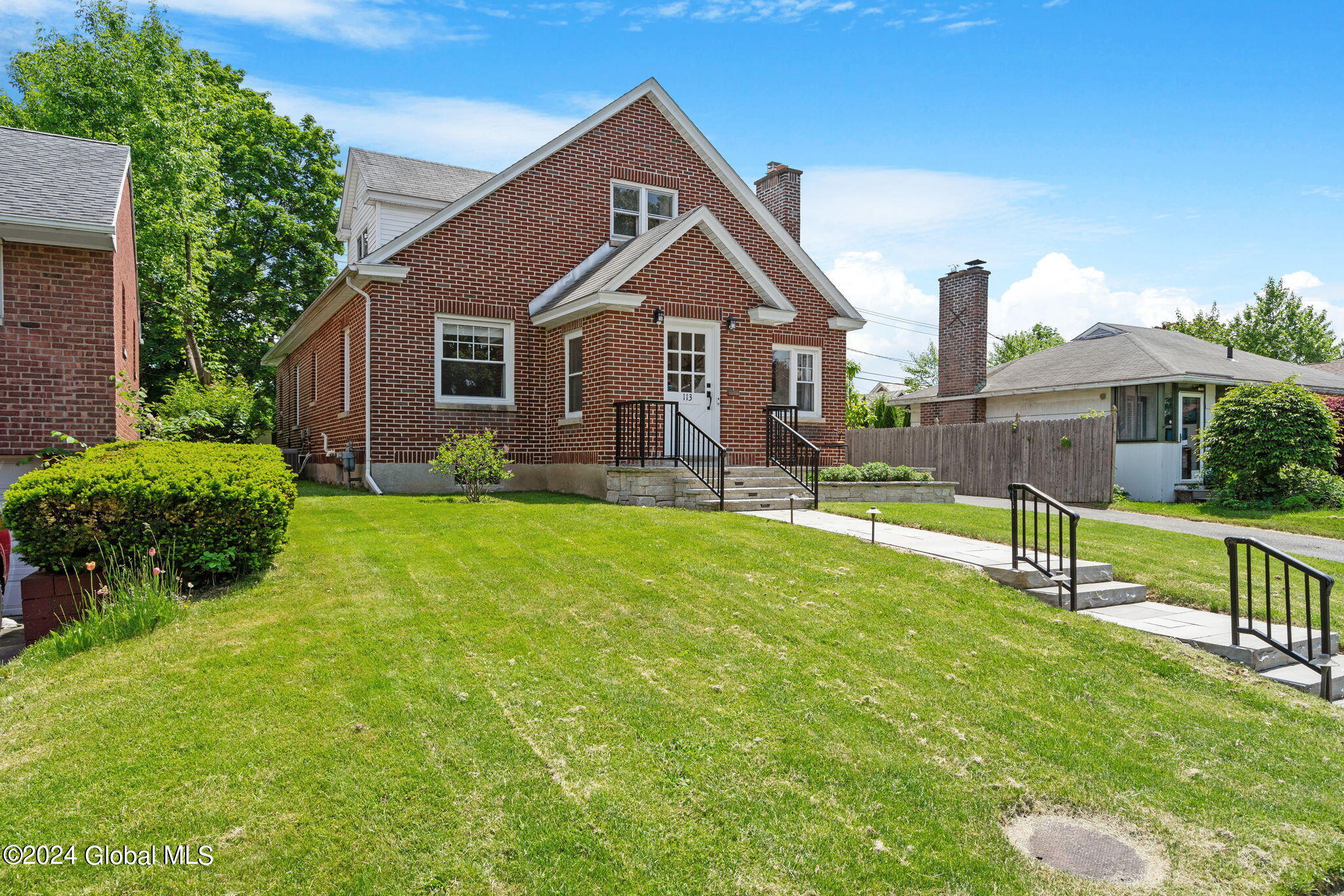 113 Fleetwood Avenue