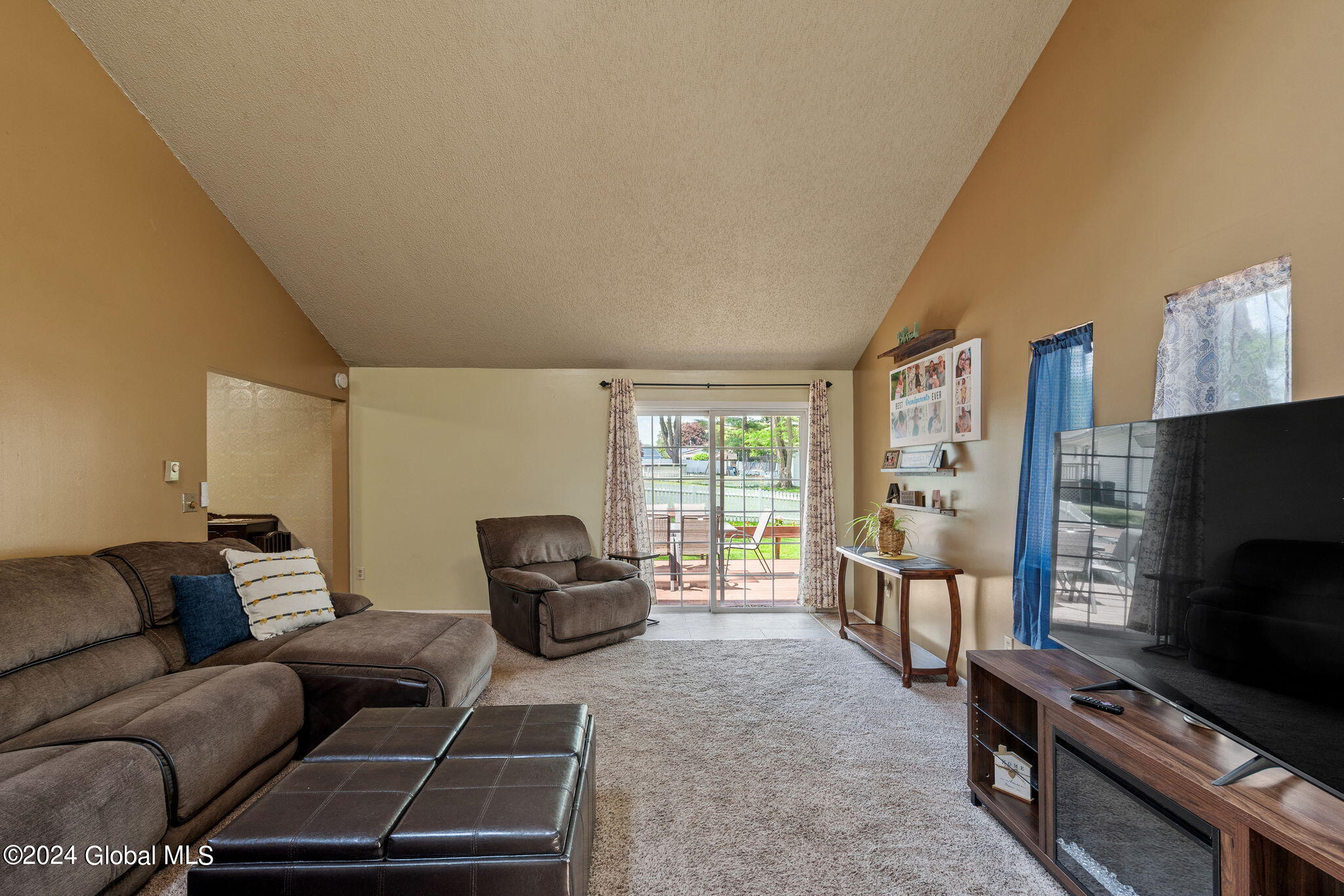1021 Mary Lane