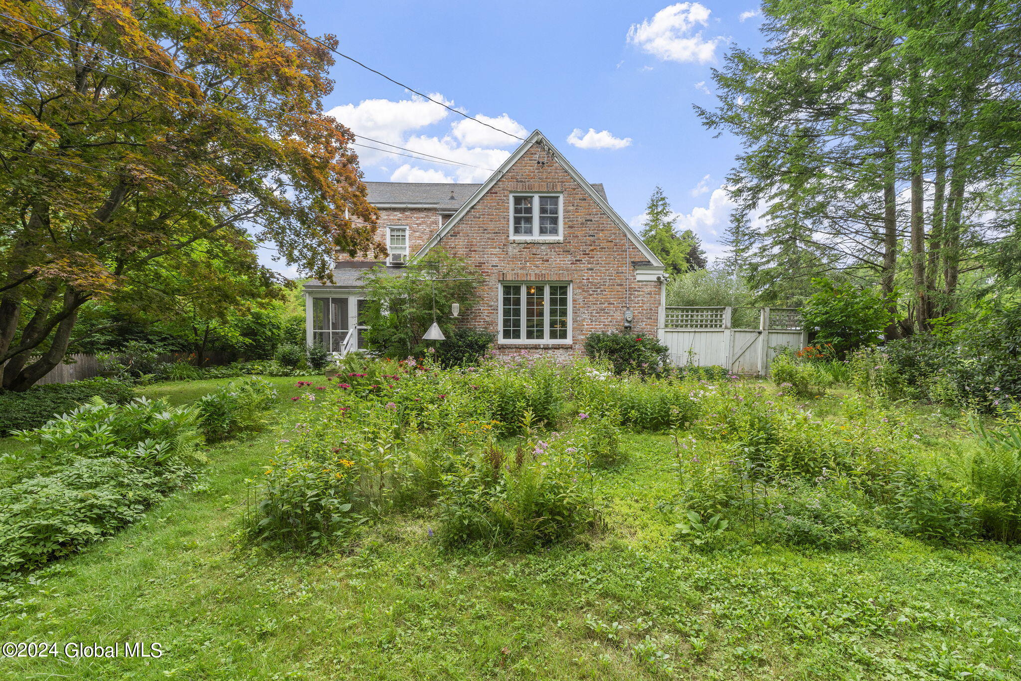 1602 New Scotland Road