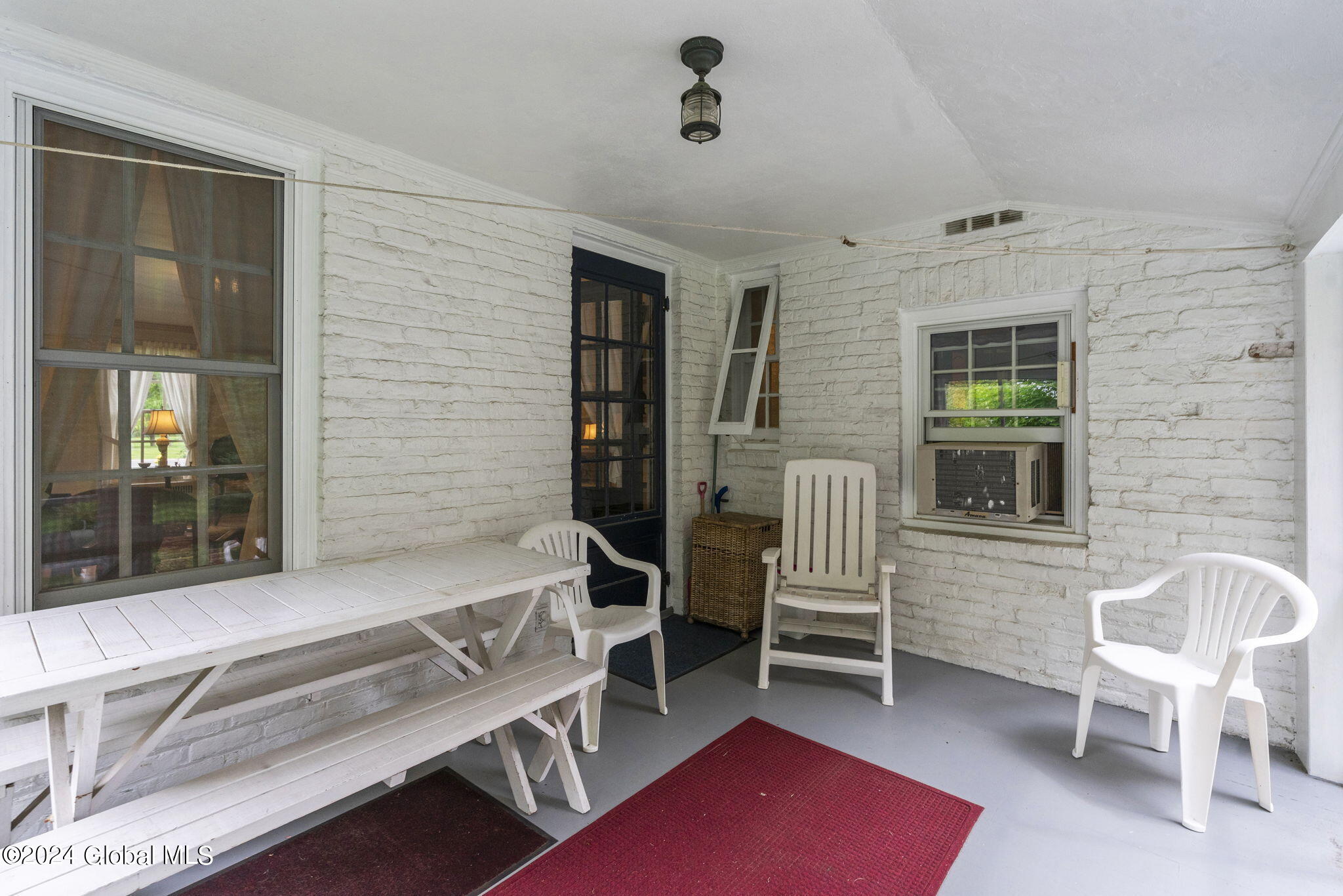 1602 New Scotland Road
