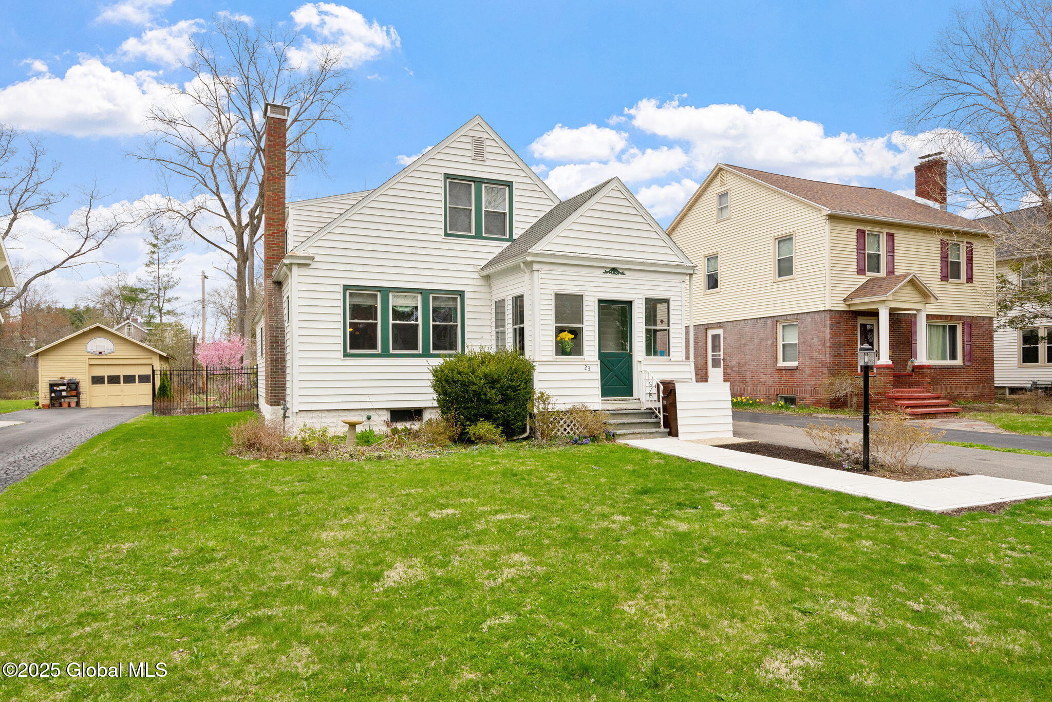 23 Euclid Avenue