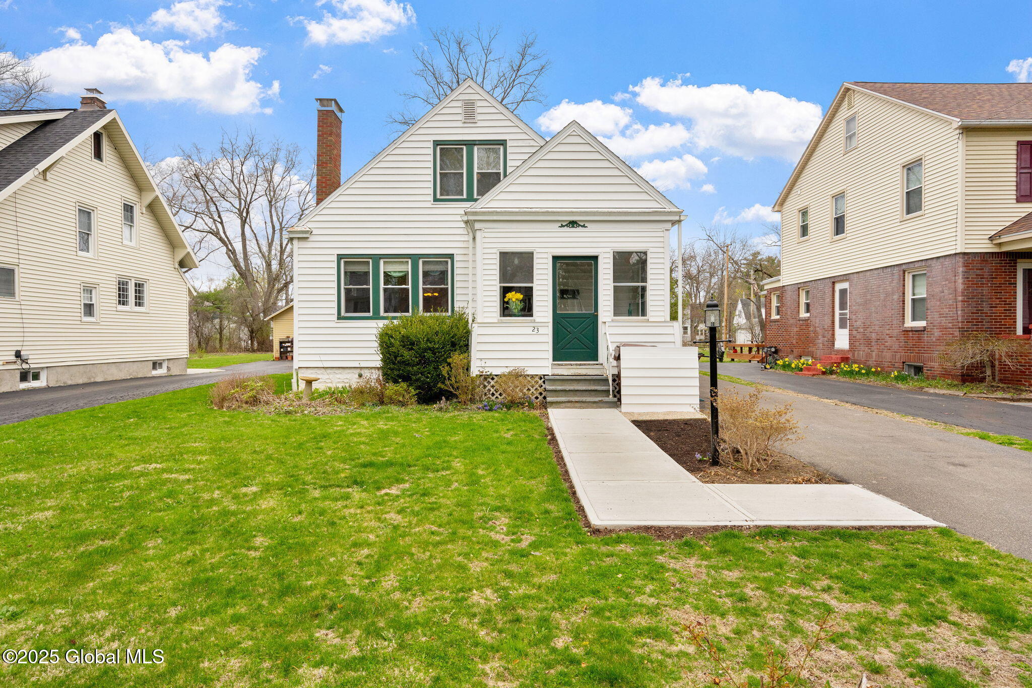 23 Euclid Avenue
