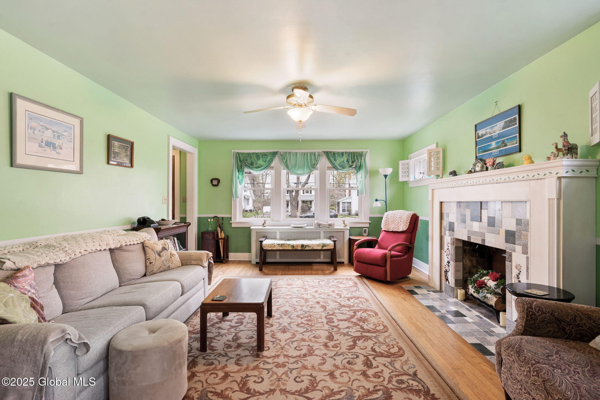 23 Euclid Avenue