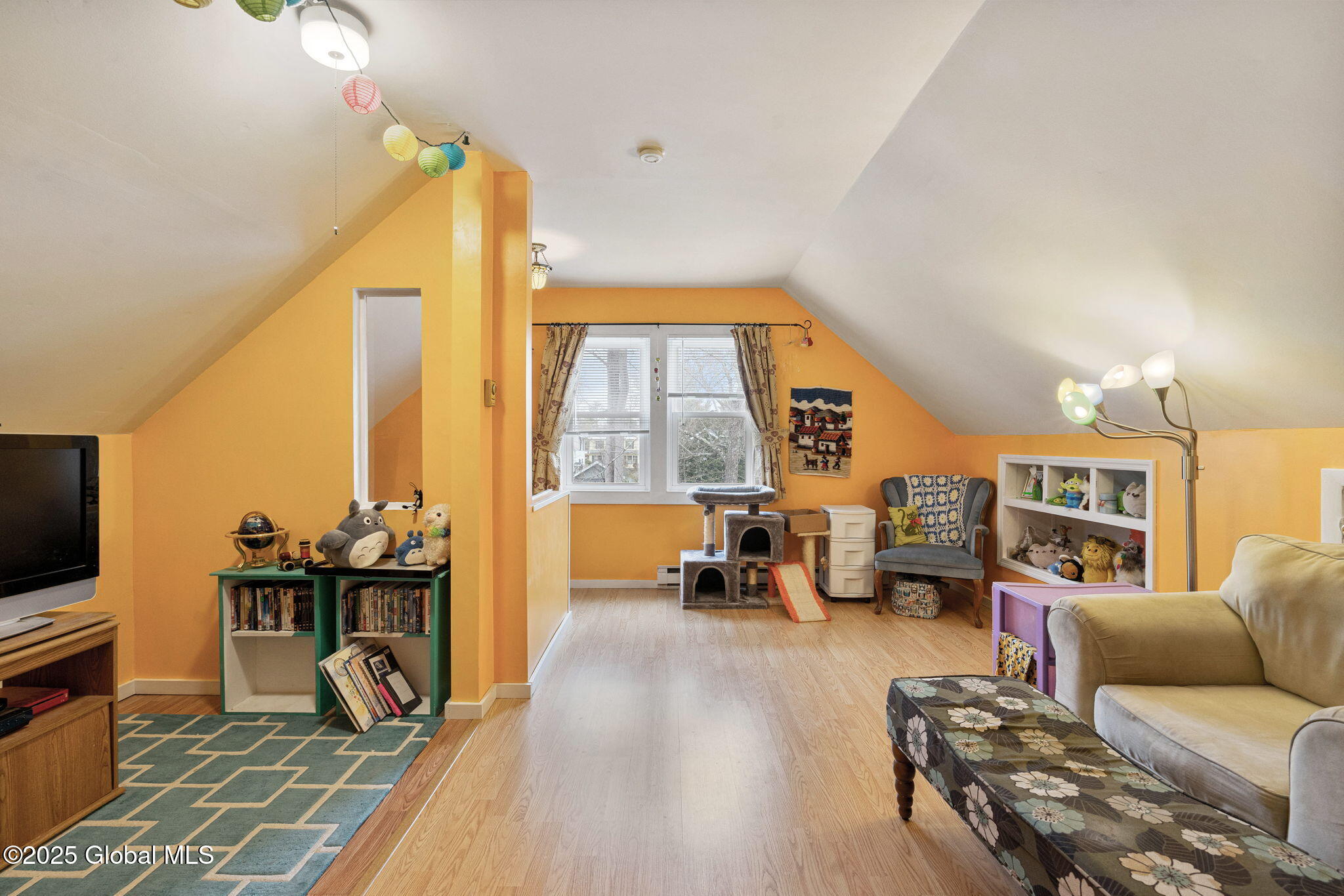 23 Euclid Avenue
