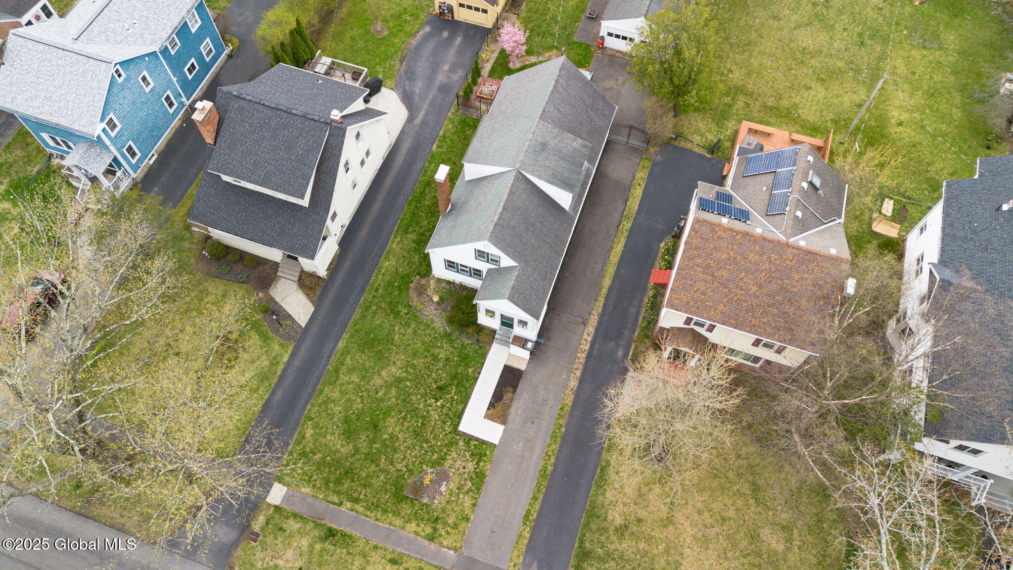 23 Euclid Avenue