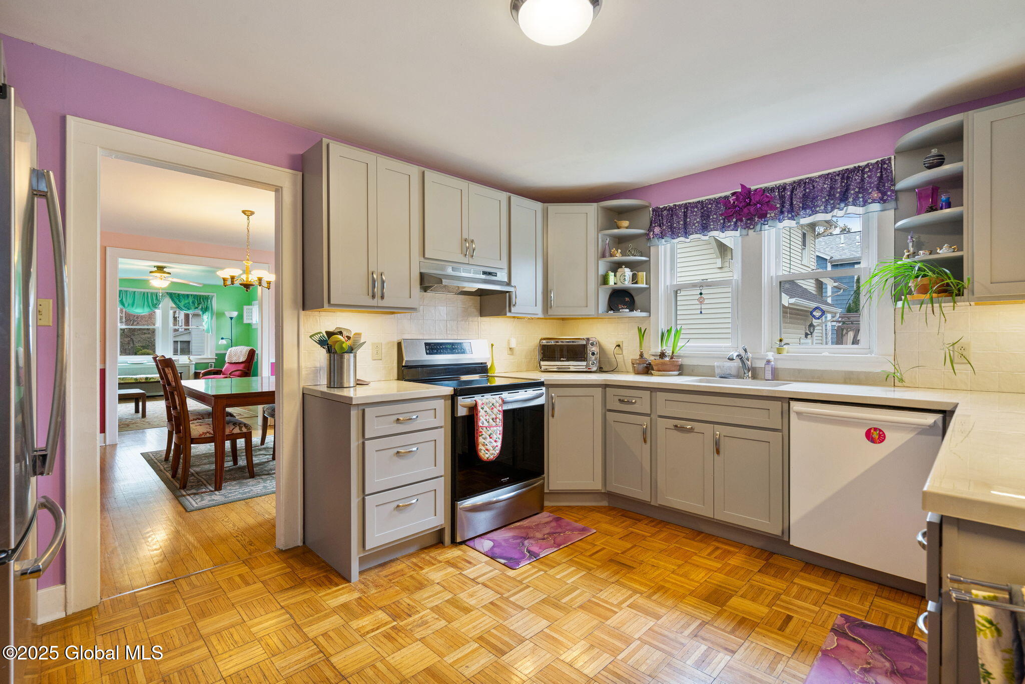 23 Euclid Avenue