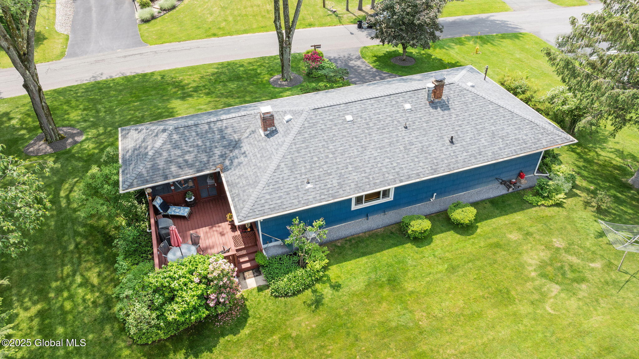 4 Greenwood Lane