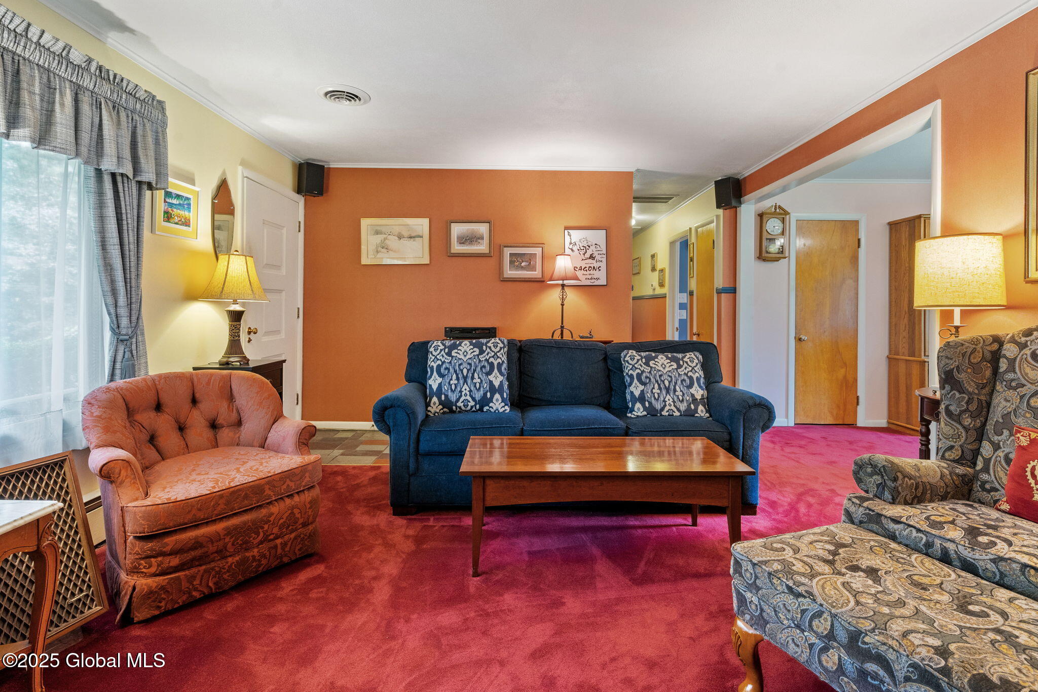 4 Greenwood Lane