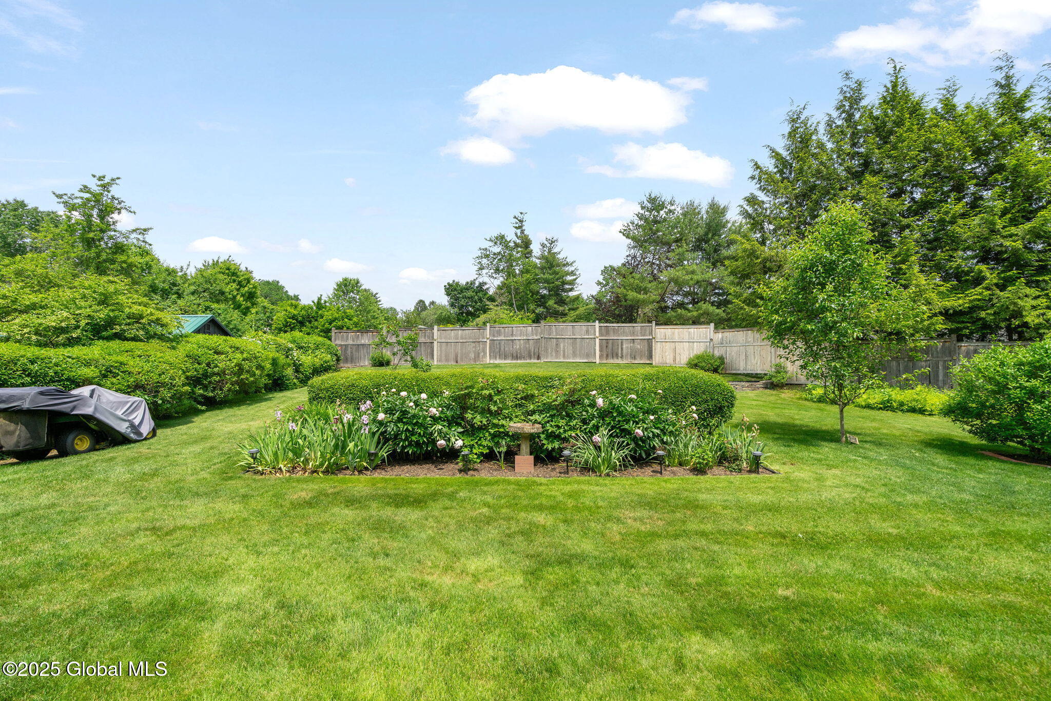 4 Greenwood Lane