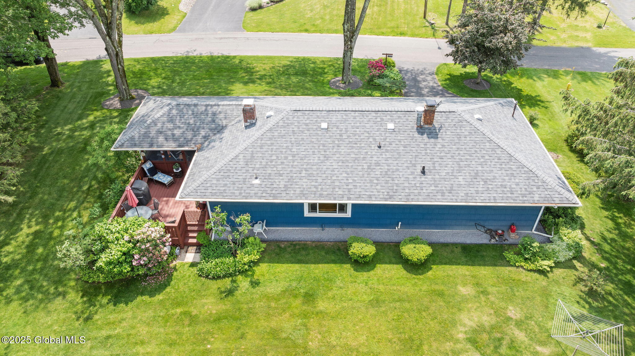 4 Greenwood Lane