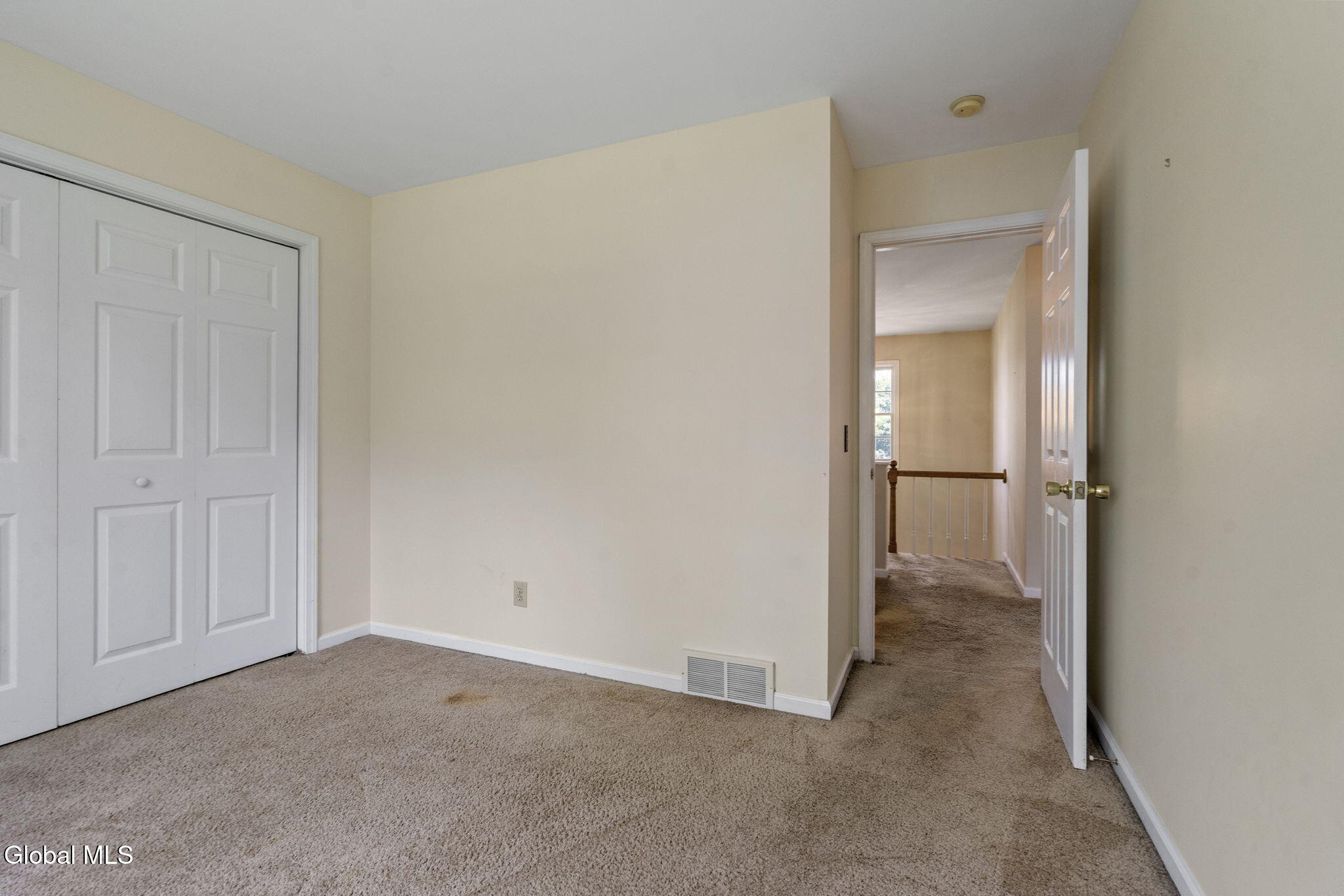 11 Schuyler Road