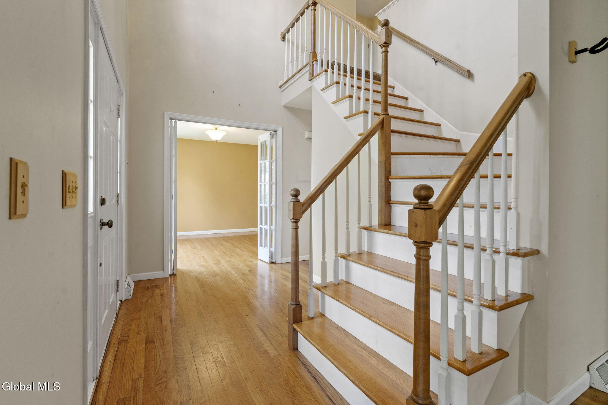 11 Schuyler Road