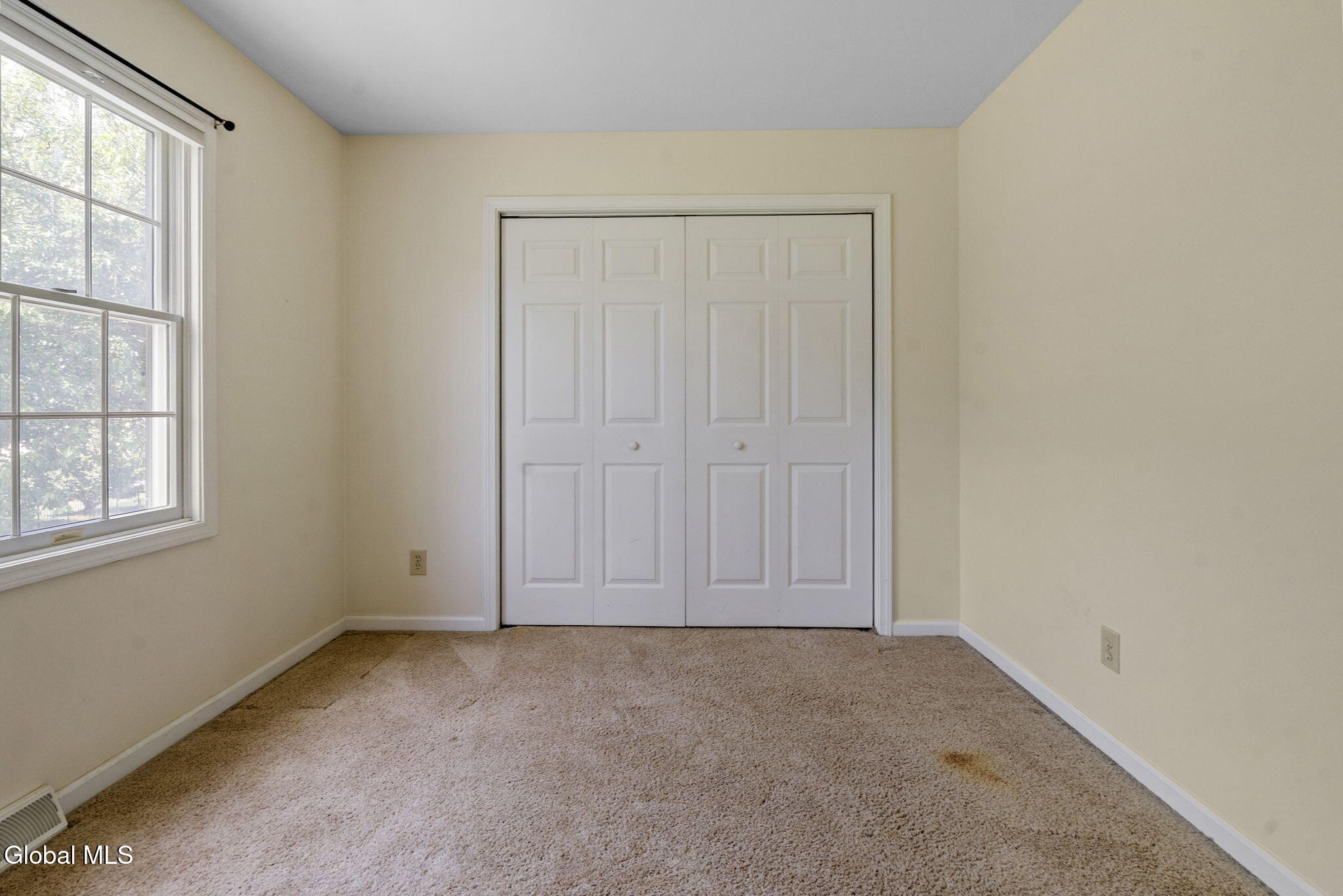 11 Schuyler Road