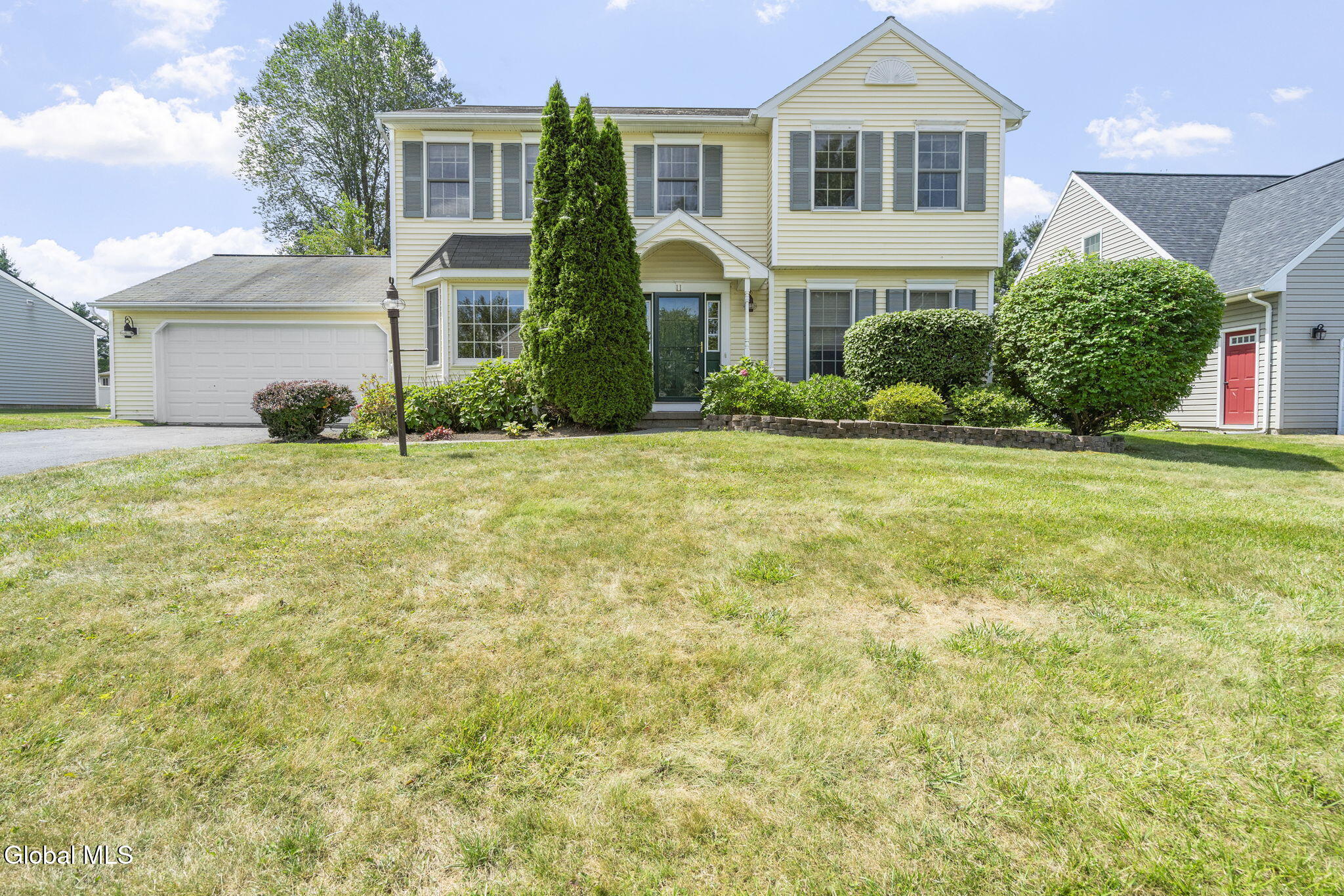 11 Schuyler Road