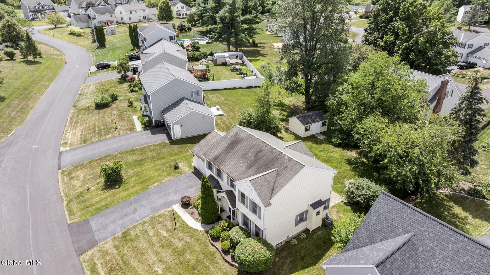 11 Schuyler Road