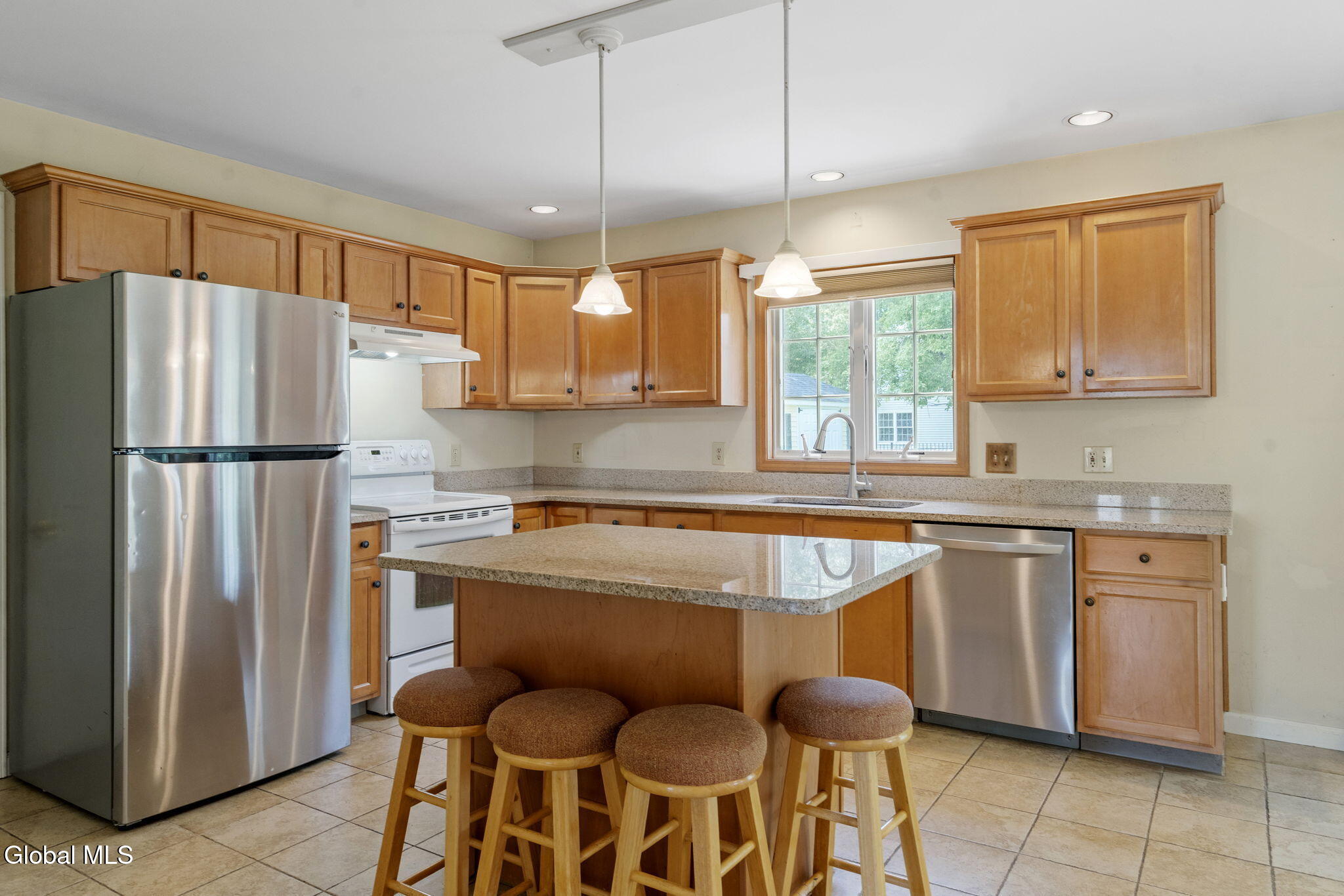 11 Schuyler Road
