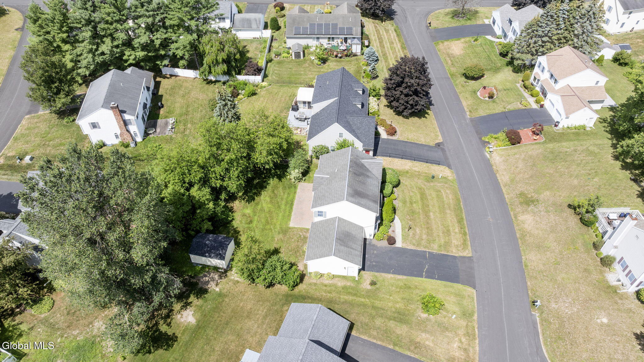 11 Schuyler Road