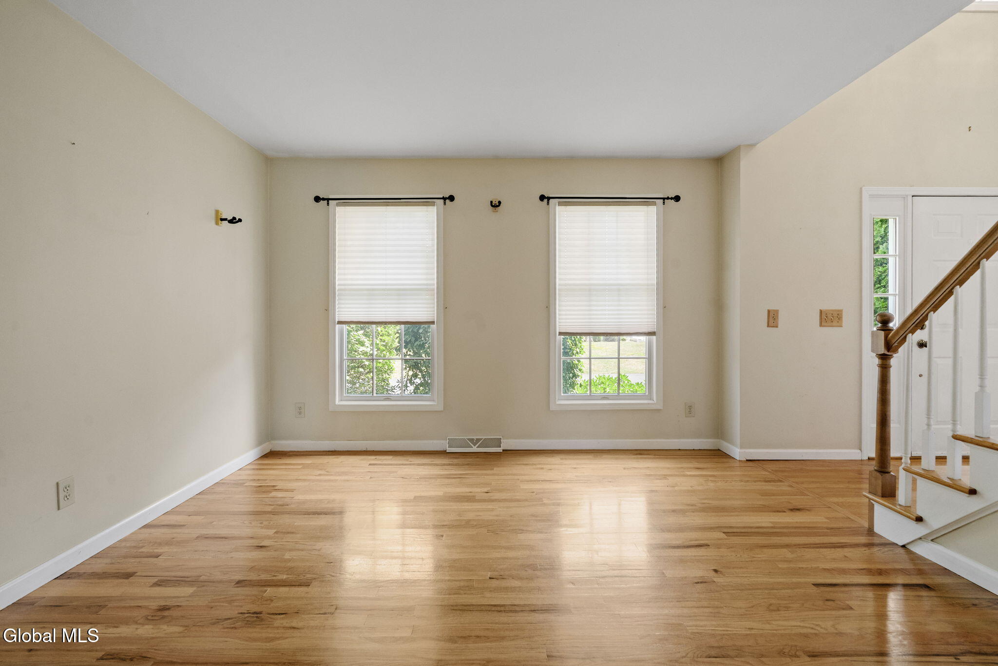 11 Schuyler Road