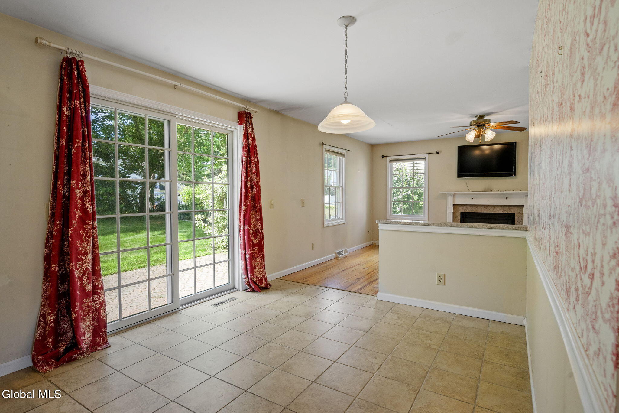 11 Schuyler Road