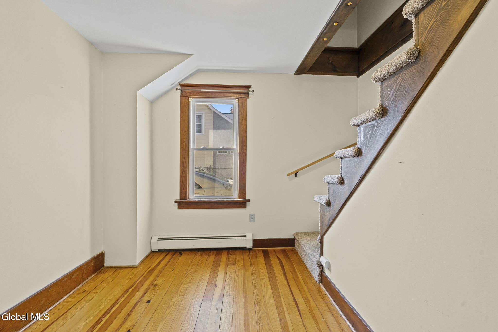 4 Orchard Street