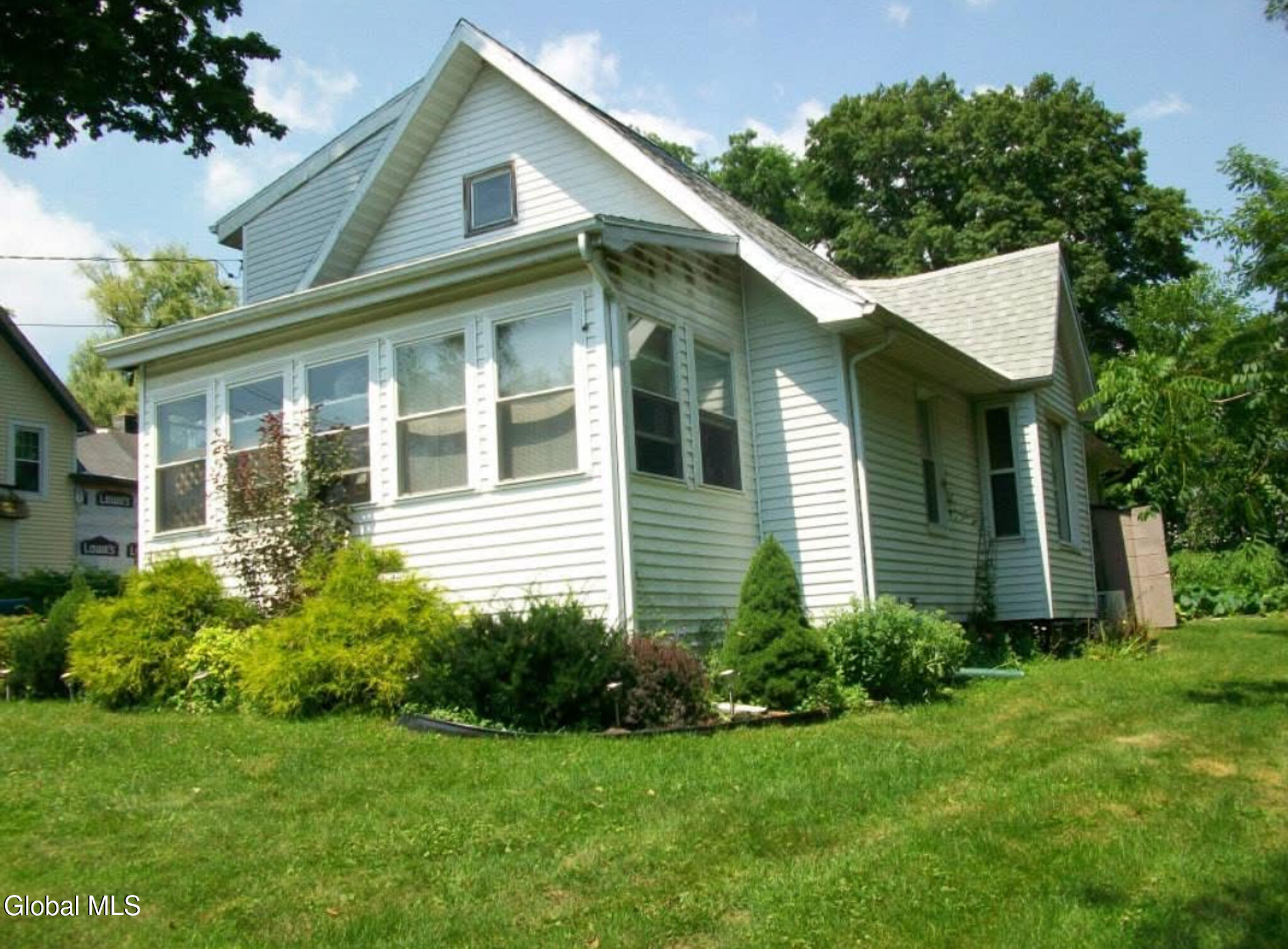 4 Orchard Street
