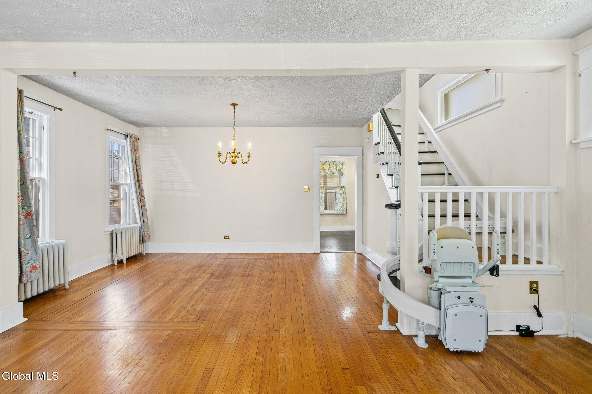 105 Grove Avenue